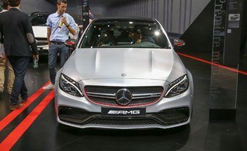 Наклейка на отражающее зеркало AMG C63 E63 S63 CLS63