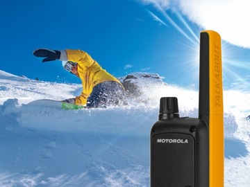 Рация Motorola T82 EXTREME QUAD PACK, набор из 4 предметов