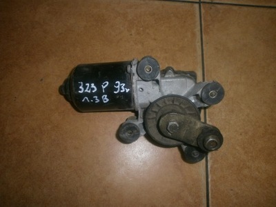 Mazda 323p моторчик двірники передній фото №1