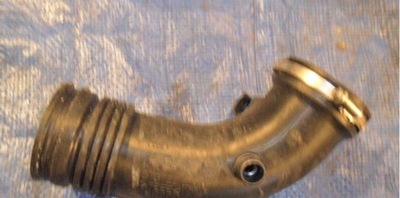 Audi a4 s4 08-12r труба всасывающая 8t0129600 фото №1