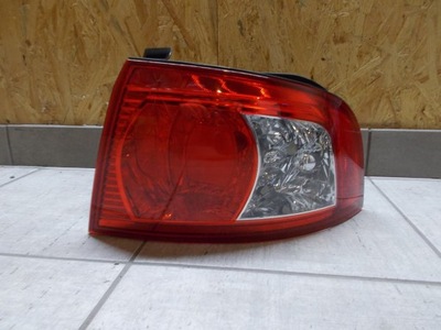 Nowa лампа права задня правий задня kia magentis 02- фото №1