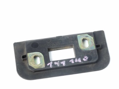 Mercedes w220 вкладка замок багажника a1407500007 фото №1