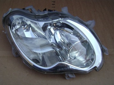 Лампа передня права smart fortwo 02-07 фото №1