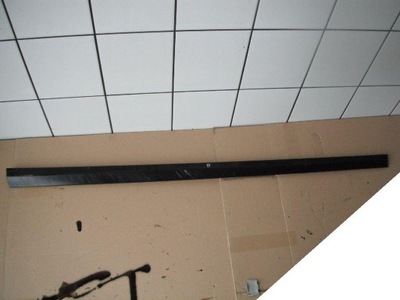 Mercedes w203 coupe 2.0 компрессор молдинг с дверь фото №1