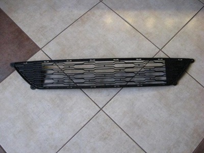 Решётка средняя бампера --- kia ceed - lift !!! фото №1