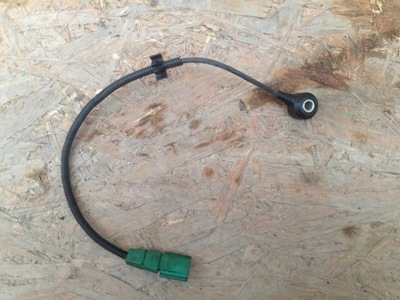 Датчик контактный vw scirocco r audi q3 06e905377a фото №1