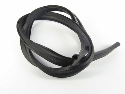 Mercedes e w211 прокладка гумовий елемент стіни перегородки фото №1