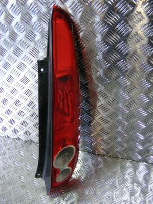 Правая лампа ford fiesta mk6 mk-6 lifting lift фото №1