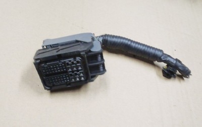 Avensis t27 verso rav4 колодка штекер компьютер фото №1