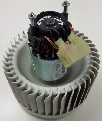 Вентилятор воздуходувка renault kangoo iii 17r europa фото №1