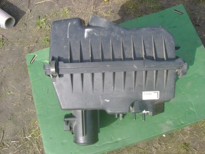 Корпус фильтра воздуха mazda mpv 2.0 citd 02-06 фото №1