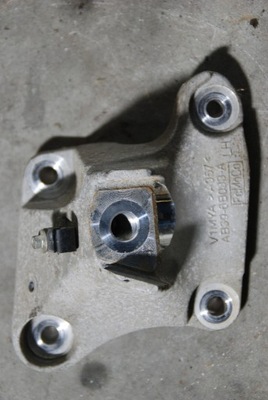 Ford ranger iii 2.2 кронштейн двигуна l ab396b033a фото №1