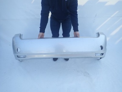 Toyota avensis verso 02-04 бампер задня задній фото №1