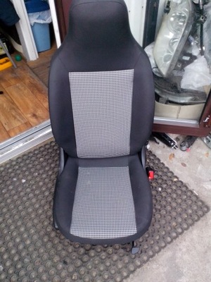 Сиденье перед передний renault twingo iii 14- фото №1