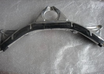 Audi a6 a7 кронштейн поперечний 4g0805645c фото №1