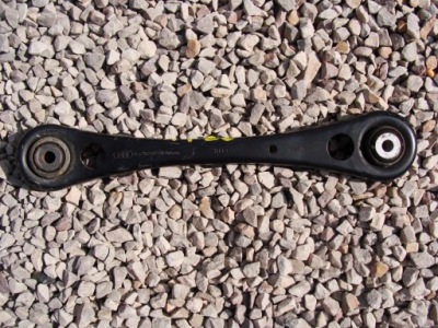 Важіль правий задня audi a4 b7 8e0501529k !!! фото №1