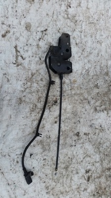 Seat altea замок капот 05-09 фото №1