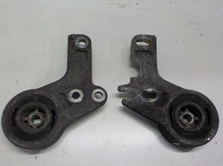 Scania r кронштейн кронштейн радиатора фото №1