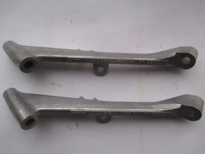 Audi vw кронштейн колектор 06l129723b фото №1