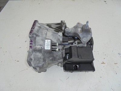 Коробка передач передач mazda 2 1.4 16v фото №1