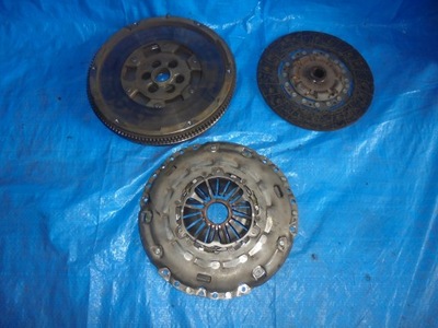 CLUTCH WHEEL DUAL-MASS AUDI 2.0 TDI 03L105266BM - milautoparts-fr.ukrlive.com