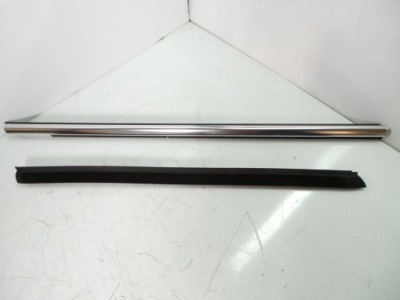 Молдинг уплотнитель правая maserati ghibli фото №1