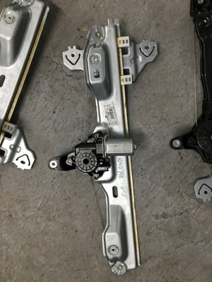 Подъемник стекло правый задняя kadjar фото №1