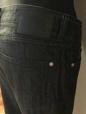 HUGO BOSS Spodnie jeansowe męskie roz.34