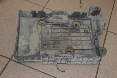 Renault scenic ii 2,0t основание аккумулятор фото №1