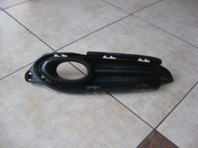 Ліва права решітка бампера - honda hr-v ii - 2015 фото №1