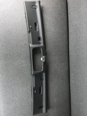 Audi a5 cabrio накладка молдинг передньої скло фото №1