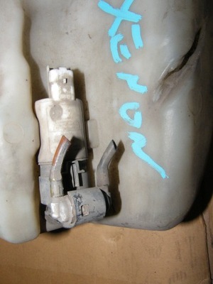 Помпа омывателя лампа renault ксенон clio iii megane ii scenic фото №1