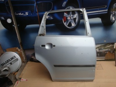 Ford c-max i 1 03-10r двері задні праве фото №1