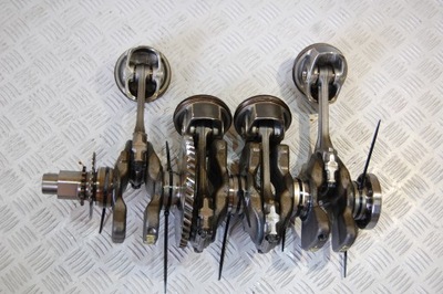 Поршні wał колінчастий nx 300 h фото №1