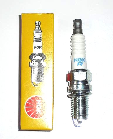 ŚWIECA LMAR7A-9 NGK DUKE 690 RC8 XVS MIDNIG 1300 KTM YAMAHA GRIZZLY 700 YFM