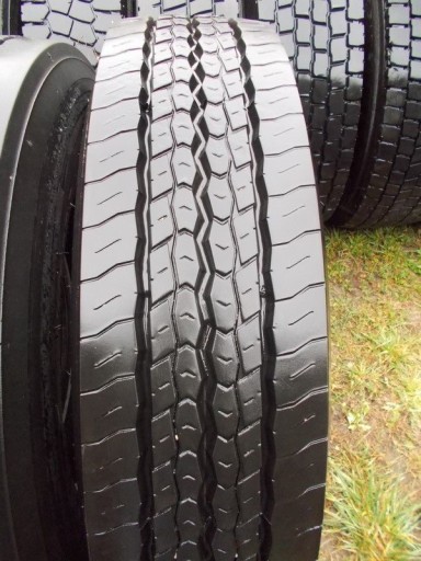 11R22.5 DUNLOP SP 431 1 шт. Протектор Гарволин 12 мм.