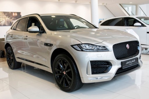 Jaguar F-Pace '16 Карбоновая накладка на задний бампер