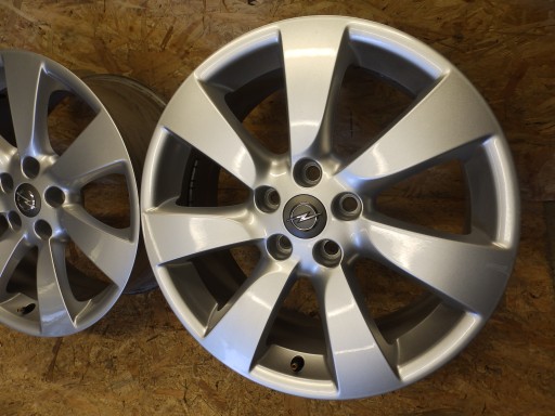 4 OPEL ASTRA ДИСКИ 18x7.5JxIS41 ET41 5x115