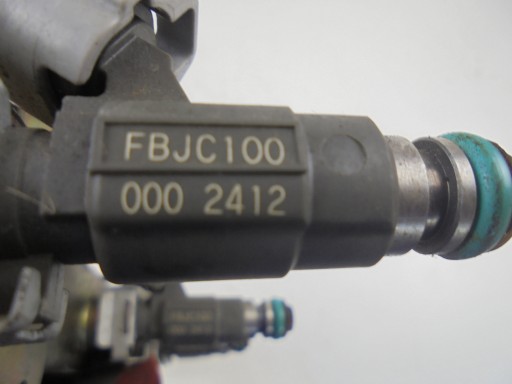РЕЙКА ВПРЫСКА FBJC100 NISSAN PRIMERA P12 2.0 16V