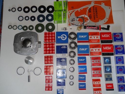 039 WAŁ Z BLACHAMI CYLINDER ŁOŻYSKA WSK 125 B3 B1