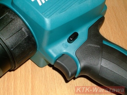 Силиконовый пистолет для батареек 1 ТРУБКА MAKITA DCG180Z