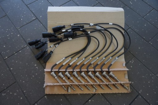 CZUJNIK TEMPERATURY SPALIN VW AUDI 059906088BS