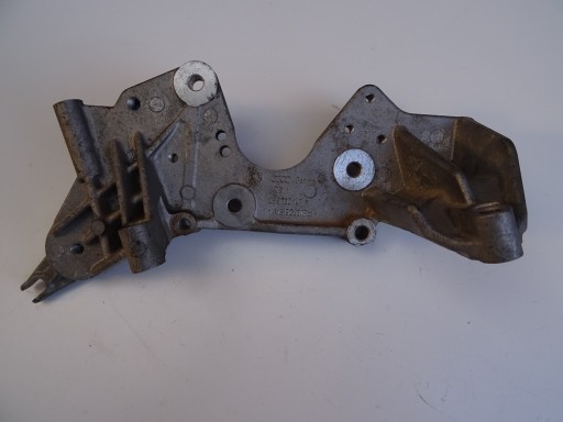 Łapa Wspornik Pompy Touareg Audi Q7 Q5 A6 A5 A4