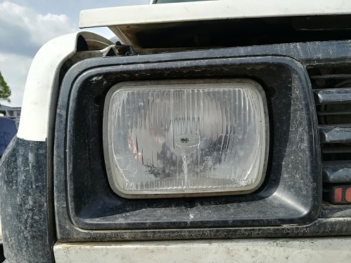 DAIHATSU FEROZA LAMPA PRZÓD LEWA