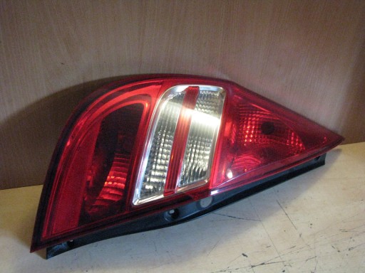 LAMPA LEWY TYŁ HYUNDAi i30 07-12r USZKODZONA