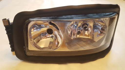 REFLEKTOR LAMPA PRZEDNIA MAN TGA TGL TGM PRAWA F-V