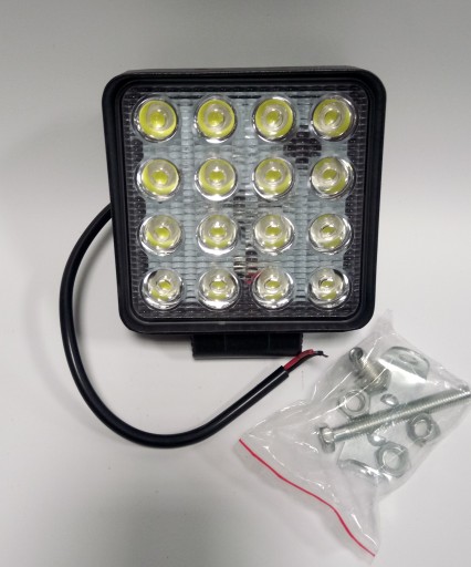 LAMPA ROBOCZA LED KWADRAT 16xLED 48W