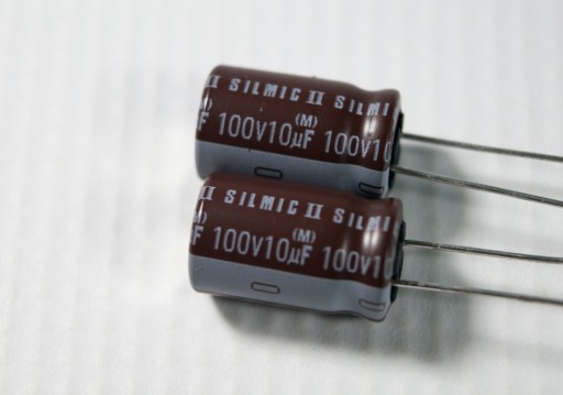 Kondensator 10uF/100V ELNA SILMIC II RFS x 4 szt.