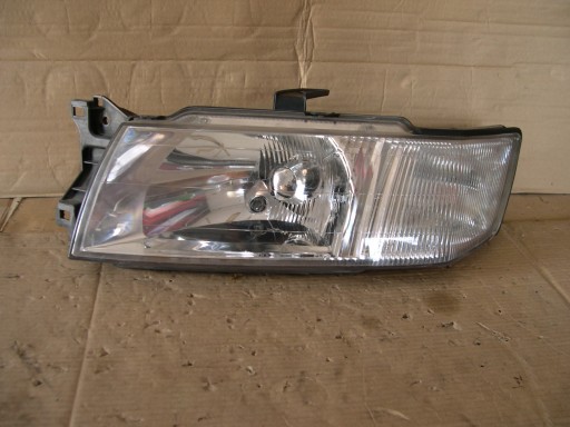 lampa przod mitsubishi space wagon 98-04r. europa