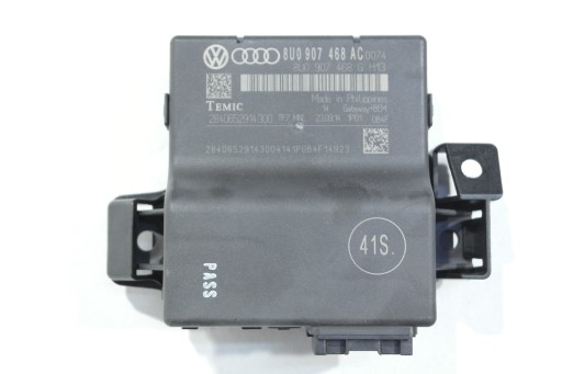 Audi q3 fl 2.0 tdi модуль gateway 8u0907468ac1 - фото